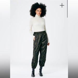 Tibi Tech Camo Nylon Jogger sz Large regular